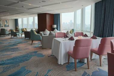 Howard Johnson Huaihai Hotel