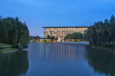 The Yuluxe Sheshan Shanghai A Tribute Portfolio Hotel (Formerly Le Meridien She Shan Shanghai)