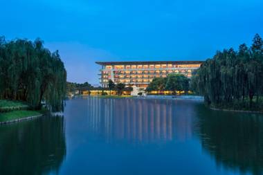 The Yuluxe Sheshan Shanghai A Tribute Portfolio Hotel (Formerly Le Meridien She Shan Shanghai)
