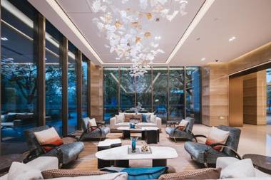 Cypress Garden Hotel