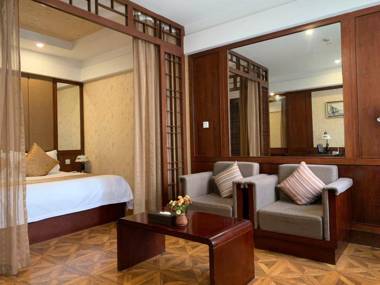 Linjiang International Cruise Hotel (Shanghai Youyi Road)