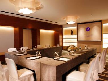 Grand Mercure Shanghai Century Park (Formerly Radisson Blu Hotel Pudong Century Park)