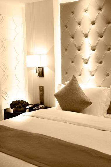 Paramount Gallery Hotel