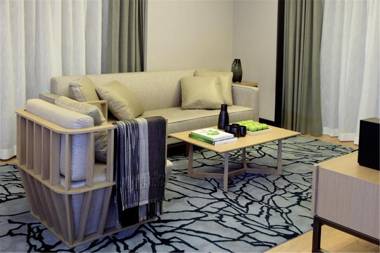 Riverdale Residence Xintiandi Shanghai 长河国际公寓新天地