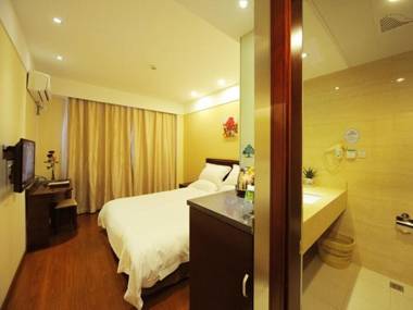 Greentree Inn Shanghai West Huaxia Road Metro Station Express Hotel