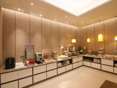 Home Inn Plus Shanghai Zhangjiang Park