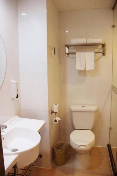 Hanting Hotel Shanghai South Railway Station Luoxiang Road Branch