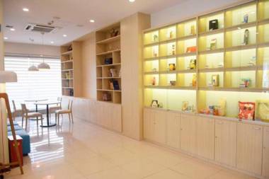 Hanting Hotel Shanghai Caobao Road Subway Station