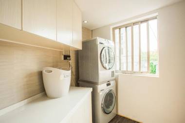 Hanting Hotel Shanghai Qingpu Oriental Commercial Building