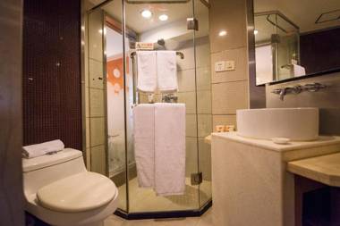 Motel Shanghai Sinan Road