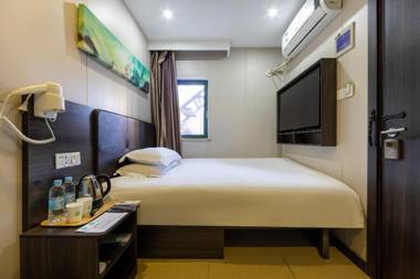 Hi Inn Shanghai Dong'an Road New Branch