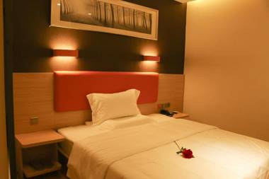 7 Days Premium Shanghai International Automobile City Tongji University Branch