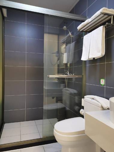 Hi Inn Shanghai Jiading New City Baiyin Road Metro Station Hotel