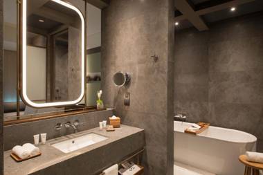 The Sukhothai Shanghai