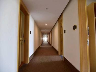 GreenTree Inn Shanghai National Convention and Exhibition Center Huaxiang Road