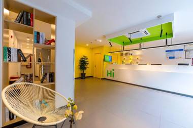 Hi Inn Shanghai Railway Station South Square