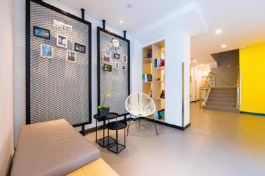 Hi Inn Shanghai Railway Station South Square