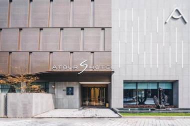 Atour S Hotel Shanghai Oriental Pearl Tower