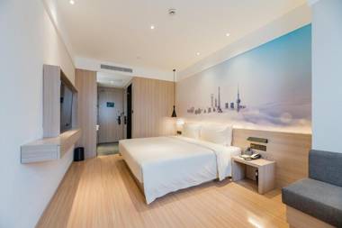 Atour Hotel Shanghai Beixinjing Metro Station