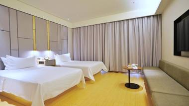 Ji Hotel (Shanghai Tongji University)