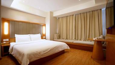 JI Hotel (Shanghai Caohejing Gumei Road)