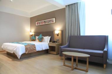 Home Inn Plus Shanghai Middle Ring Jinshajiang Road Fengzhuang Metro Station
