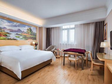 Vienna Hotel Shanghai Hongmei South Road