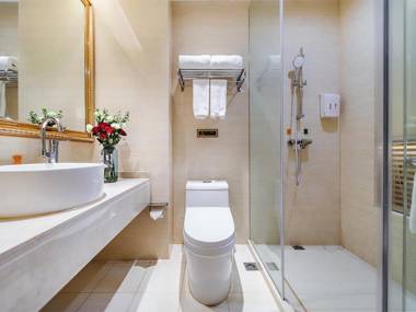 Vienna Hotel Shanghai Hongmei South Road