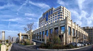 Gloria Plaza Hotel New Hongqiao Shanghai