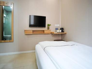 Shell Hotel Shanghai Tongji University Siping Road