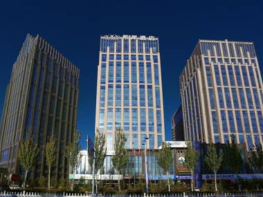 Xana Hotelle Yinchuan Swan Lake Town