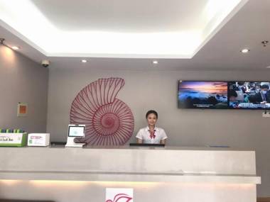 Shell Hotel Shanghai Minhang District Wenjing Road Metro Station
