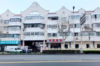 OYO Shanghai Linpeng Hotel