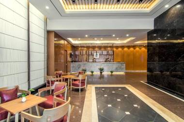 Ease Hotel Shanghai Songjiang College Town Happy Valley