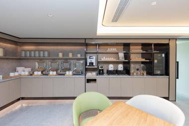 Ji Hotel Hailun Road Metro Station