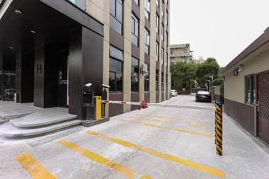 Ji Hotel Shanghai South Yanggao Road Metro Station