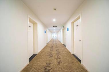 Hanting Hotel Shanghai Hongqiao Hub Railway Station