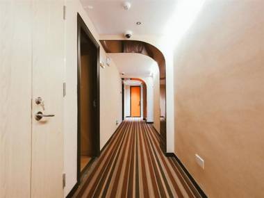 Fishinn Hotel People Square