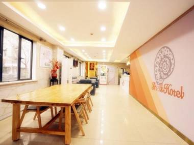 Shell Hotel Shanghai Expo Changqing Road Metro Station