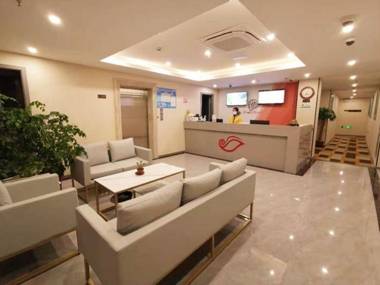 Shell Hotel Shanghai Jinshan Wanda Plaza