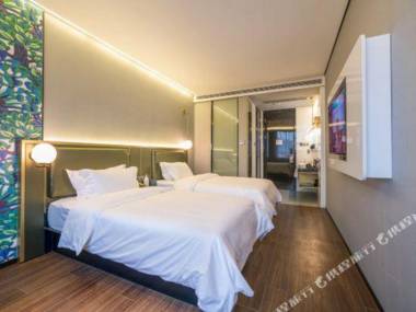 Sushi Light Luxury Hotel (Shanghai Hongmei Road)