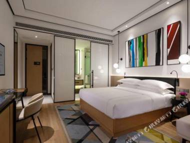 The Hotel V (Shanghai Hongqiao Hub)