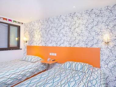 Pod Inn (Shanghai Ruijin Hospital Dapuqiao Metro Station)