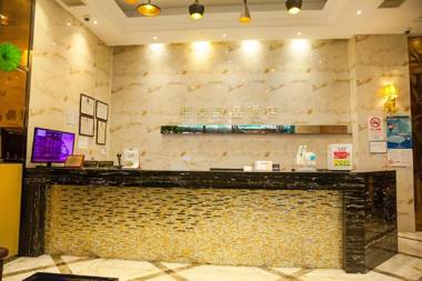 Hi Inn Shanghai Dongan Road Metro Station