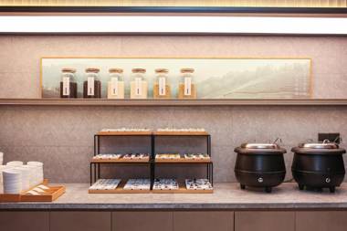 Ji Hotel Shanghai Xietu Dong Road