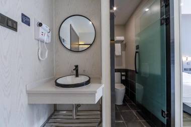 Hi Inn Shanghai Bei Waitan Shuangyang Road