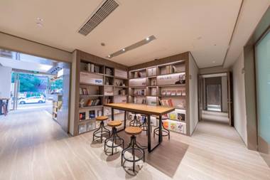 Hanting Hotel Shanghai Xiaonanmen Metro Station