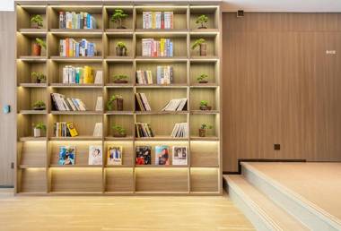 Hanting Hotel Shanghai Century Avenue Metro Station