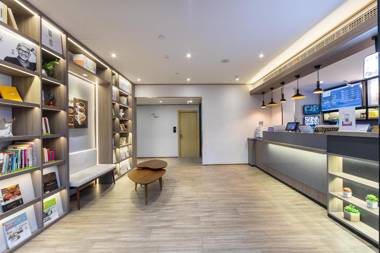 Hanting Hotel Shanghai Waitan Jiujiang Road