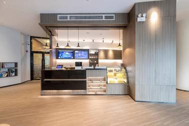 Hanting Hotel Shanghai Xujiahui Yishan Road Metro Station